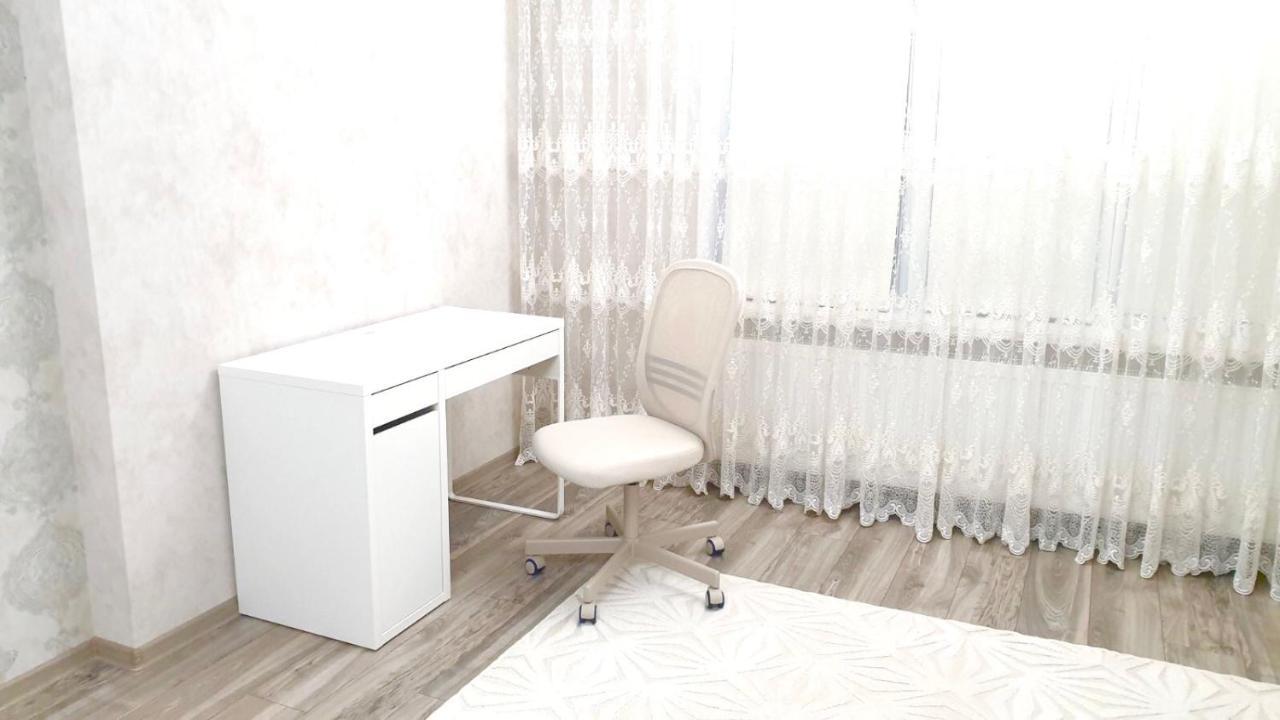 Center Apartment On Albisoara Street Chişinău Eksteriør billede