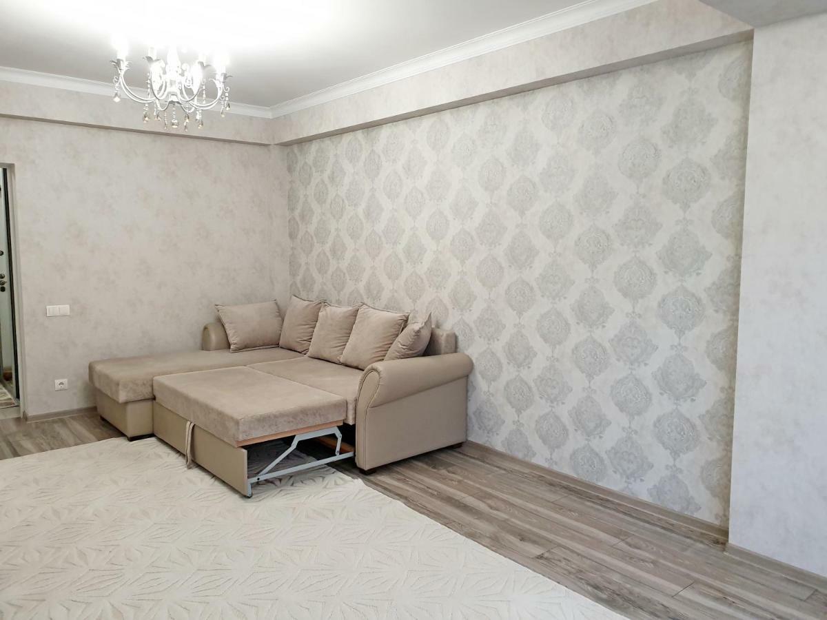 Center Apartment On Albisoara Street Chişinău Eksteriør billede
