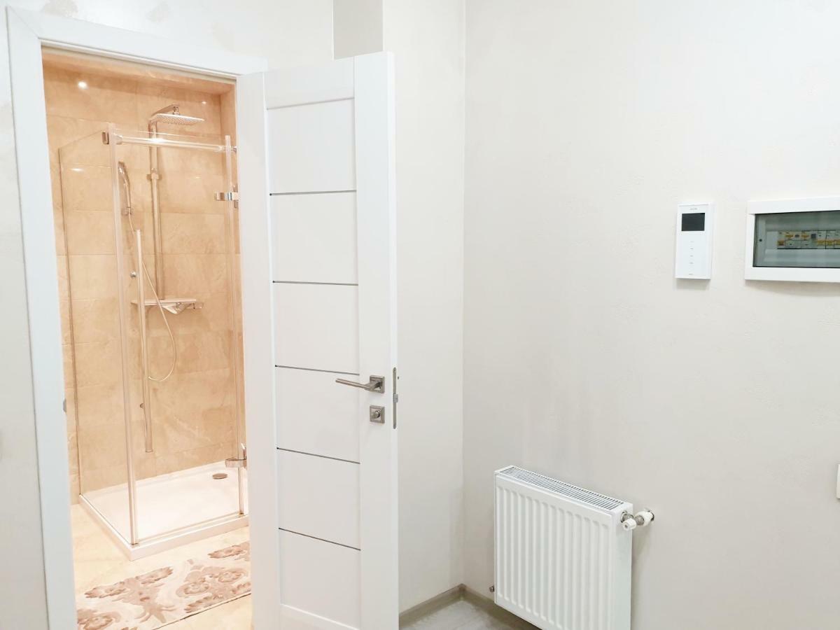 Center Apartment On Albisoara Street Chişinău Eksteriør billede